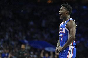 稳住了！埃奇库姆前五战场均21.2分5.6板5.4助 真实命中率60.5%