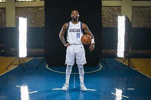 基德：欧文恢复进展顺利精神和身体状态都很好 无回归时间表