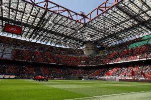 记者：圣西罗今日起归属米兰双雄所有，俱乐部启动新球场设计工作